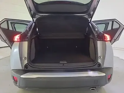 Photo 5 Peugeot 2008  BlueHDi 130 S&S EAT8