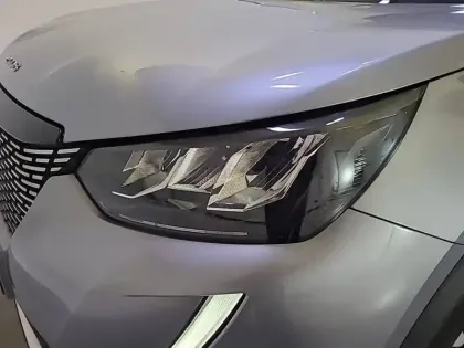 Photo 15 Peugeot 2008  BlueHDi 130 S&S EAT8