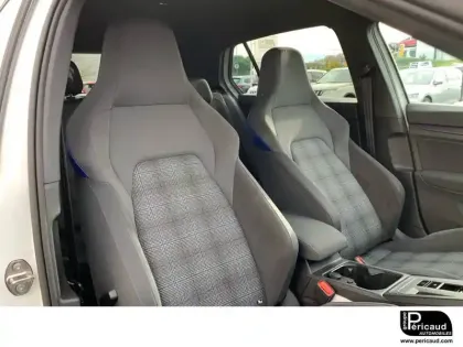 Photo 23 Volkswagen Golf  1.4 Hybrid Rechargeable OPF 245 DSG6