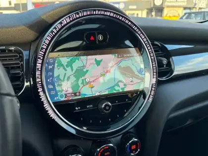 Photo 12 Mini Mini Hatch 3 Portes Cooper SE 184 ch