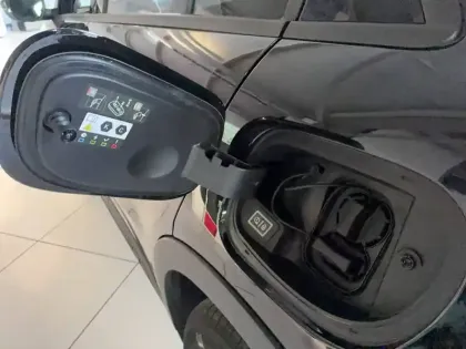 Photo 25 Fiat 600 e 54 kWh 156 ch