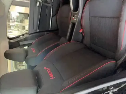 Photo 27 Fiat 600 e 54 kWh 156 ch