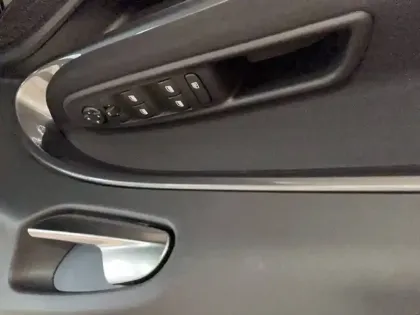 Photo 12 Fiat 600 e 54 kWh 156 ch