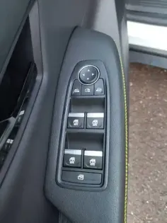 Photo 39 Renault Scenic  E-Tech electrique 220 ch grande autonomie