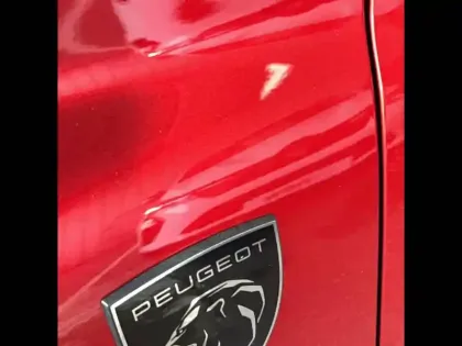 Photo 8 Peugeot 308  PHEV 225 e-EAT8