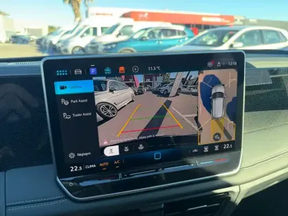 Photo 16 Volkswagen Tiguan  2.0 TDI 150ch DSG7