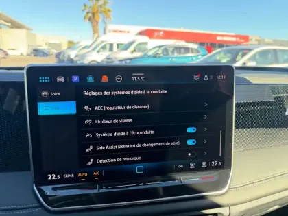 Photo 22 Volkswagen Tiguan  2.0 TDI 150ch DSG7