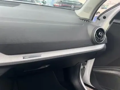 Photo 40 Audi Q2  30 TDI 116 BVM6