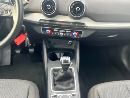 Photo 9 Audi Q2  30 TDI 116 BVM6