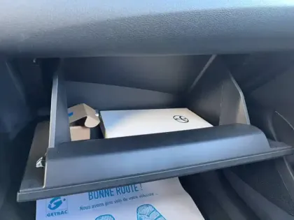 Photo 21 Toyota Corolla  Hybride 196ch