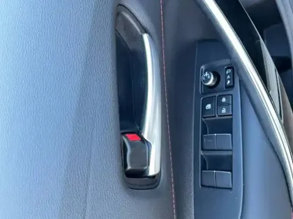 Photo 9 Toyota Corolla  Hybride 196ch