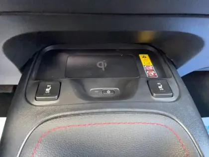 Photo 18 Toyota Corolla  Hybride 196ch