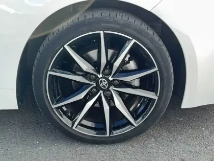 Photo 13 Toyota Corolla  Hybride 196ch