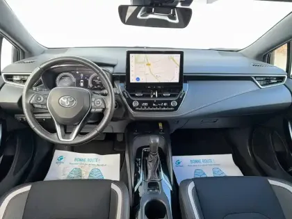 Photo 4 Toyota Corolla  Hybride 196ch