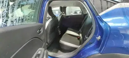 Photo 6 Renault Captur  E-Tech full hybrid 145