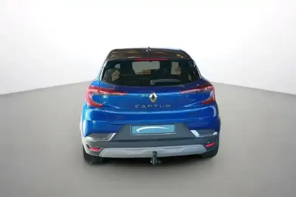 Photo 11 Renault Captur  E-Tech full hybrid 145