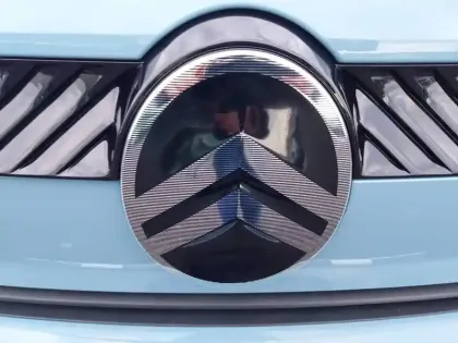 Photo 8 Citroën C3 Aircross  Turbo 100 BVM6