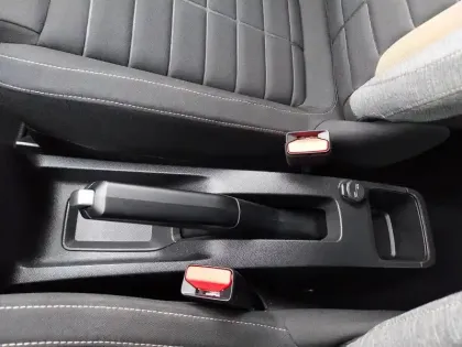 Photo 24 Citroën C3 Aircross  Turbo 100 BVM6