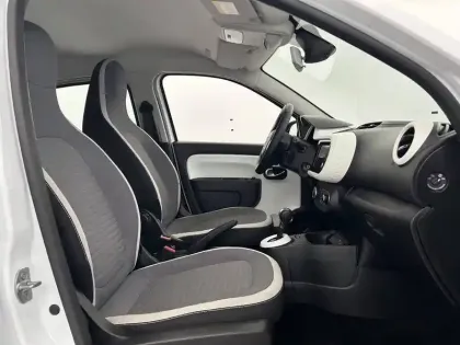 Photo 22 Renault Twingo  III E-Tech