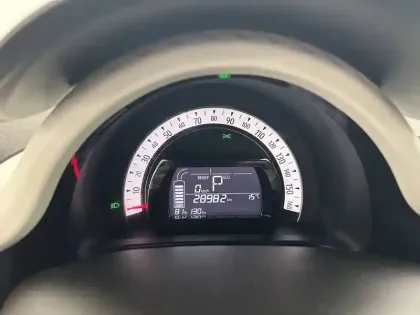 Photo 25 Renault Twingo  III E-Tech