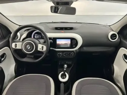 Photo 31 Renault Twingo  III E-Tech