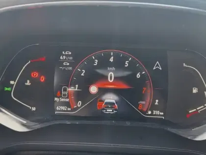 Photo 16 Renault Captur  TCe 140 - 21B