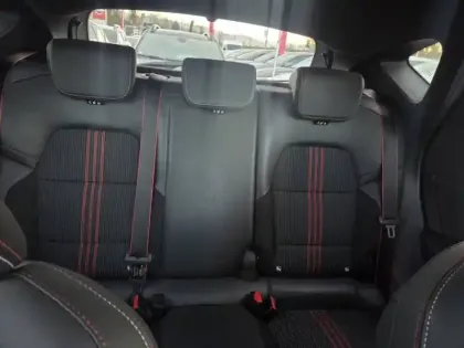 Photo 20 Renault Captur  TCe 140 - 21B