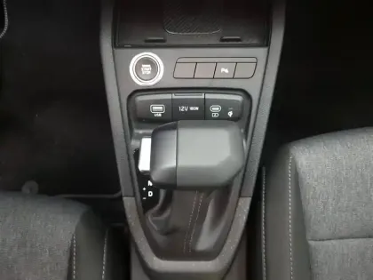 Photo 15 Kia Stonic  1.0 T-GDi 115 ch MHEV DCT7