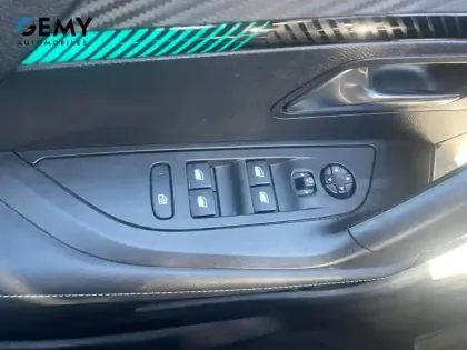 Photo 16 Peugeot 2008  BlueHDi 130 S&S EAT8