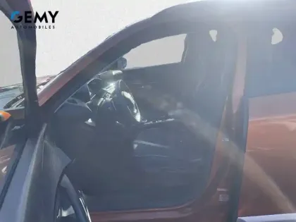 Photo 8 Peugeot 2008  BlueHDi 130 S&S EAT8