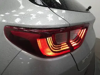 Photo 20 Kia Stonic  1.0 T-GDi 100 ch DCT7