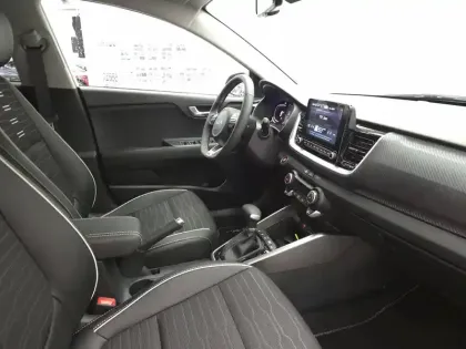 Photo 51 Kia Stonic  1.0 T-GDi 100 ch DCT7