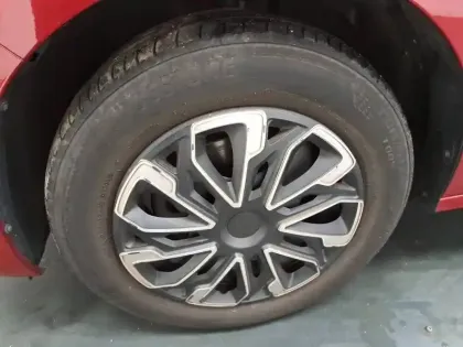 Photo 16 Dacia Sandero  ECO-G 100 - 22