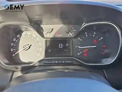 Photo 12 Citroën C3 Aircross  PureTech 130 S&S EAT6