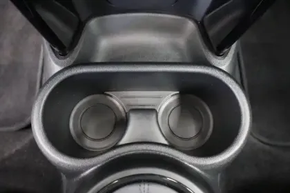 Photo 19 Mini Mini Cabriolet John Cooper Works 231 ch BVA8