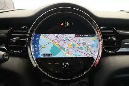 Photo 13 Mini Mini Cabriolet John Cooper Works 231 ch BVA8