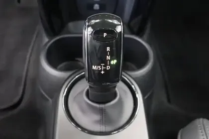 Photo 30 Mini Mini Cabriolet John Cooper Works 231 ch BVA8