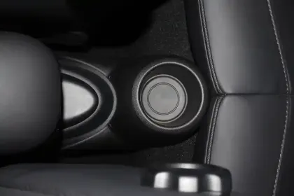 Photo 26 Mini Mini Cabriolet John Cooper Works 231 ch BVA8