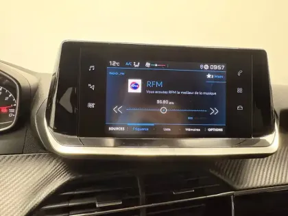 Photo 17 Peugeot 208  PureTech 100 S&S BVM6