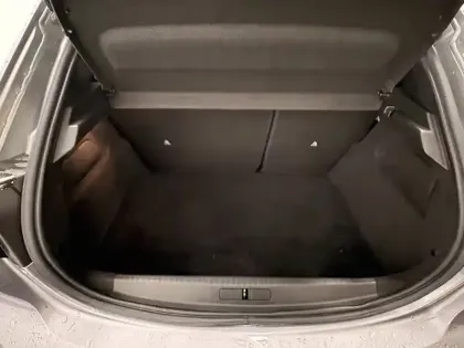 Photo 27 Peugeot 208  PureTech 100 S&S BVM6