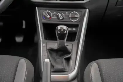 Photo 21 Volkswagen Polo  1.0 TSI 95 S&S BVM5