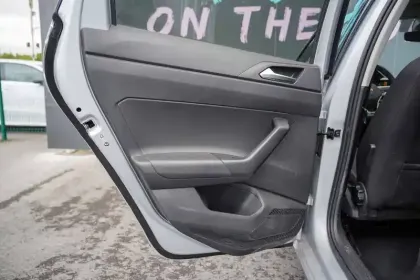 Photo 17 Volkswagen Polo  1.0 TSI 95 S&S BVM5