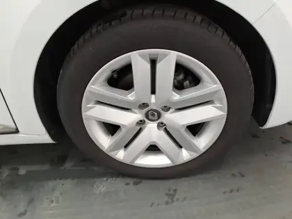 Photo 96 Renault Clio  Blue dCi 85