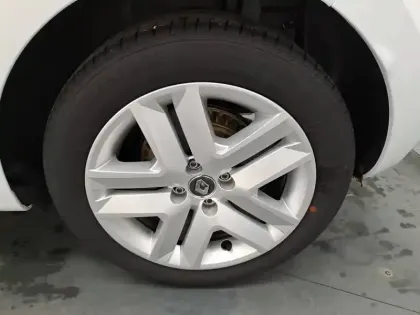 Photo 16 Renault Clio  Blue dCi 85