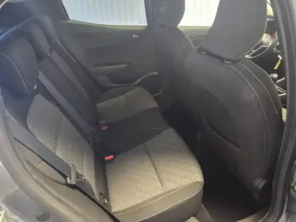 Photo 20 Renault Clio  Blue dCi 100