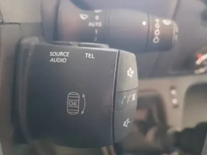 Photo 38 Renault Master  FGN TRAC F3500 L2H2 BLUE DCI 135