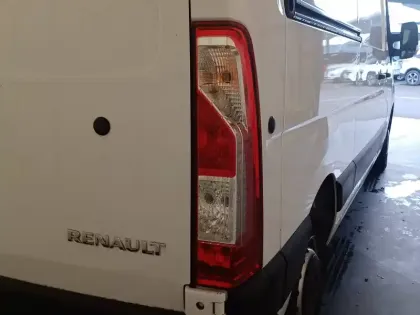 Photo 64 Renault Master  FGN TRAC F3500 L2H2 BLUE DCI 135