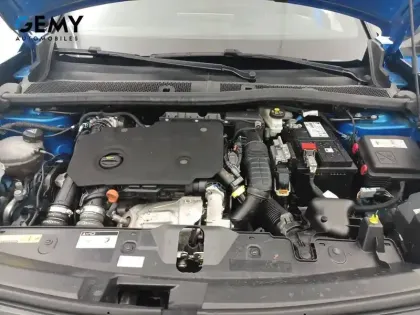 Photo 14 Peugeot 2008  BlueHDi 130 S&S EAT8