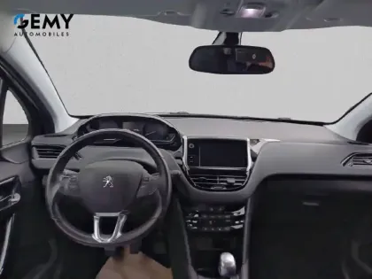 Photo 7 Peugeot 208  PureTech 110ch S&S BVM6