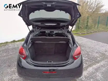 Photo 22 Peugeot 208  PureTech 110ch S&S BVM6